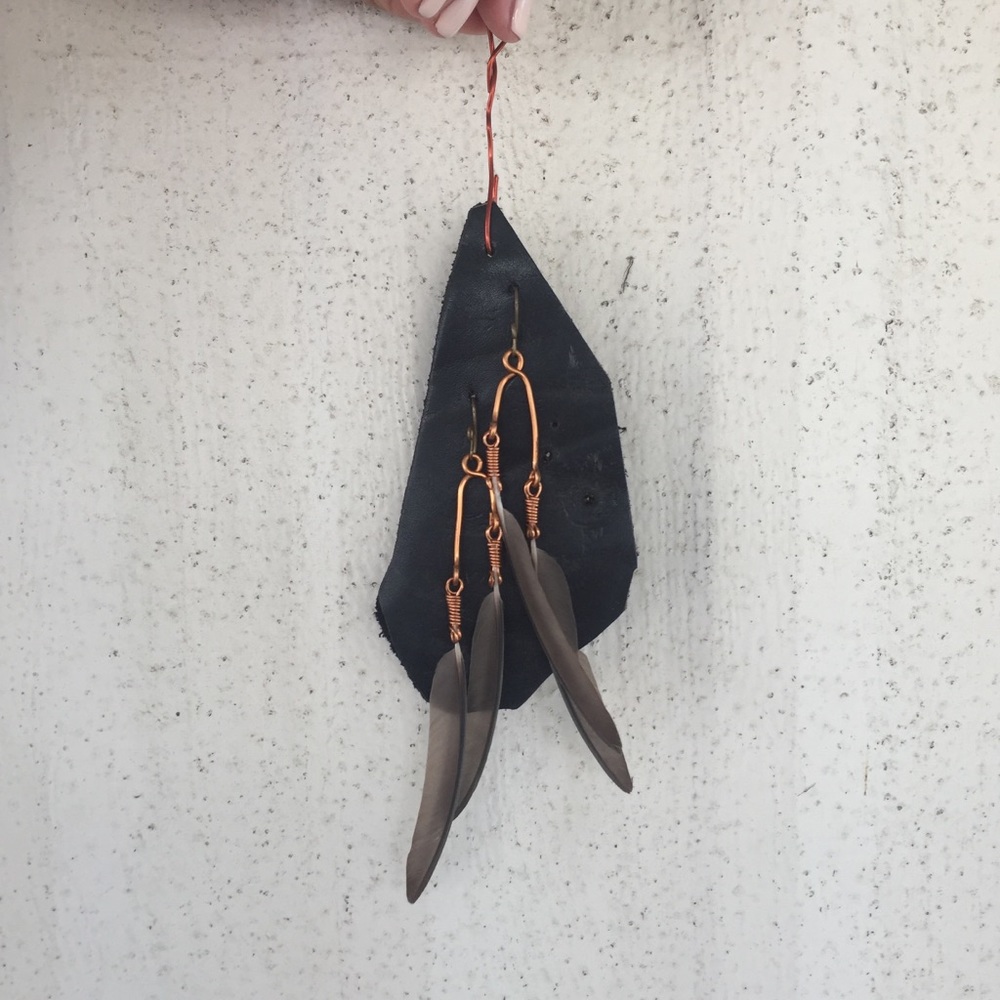 BOHO FEATHER EARRINGS
